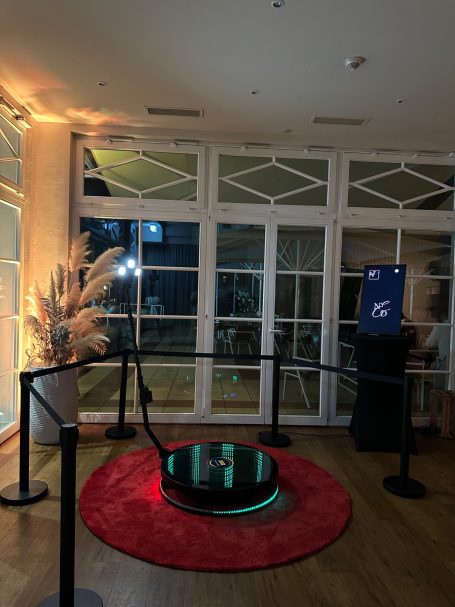 360 Grad Spinner als interaktives Event Erlebnis für Veranstaltungen in Rottweil